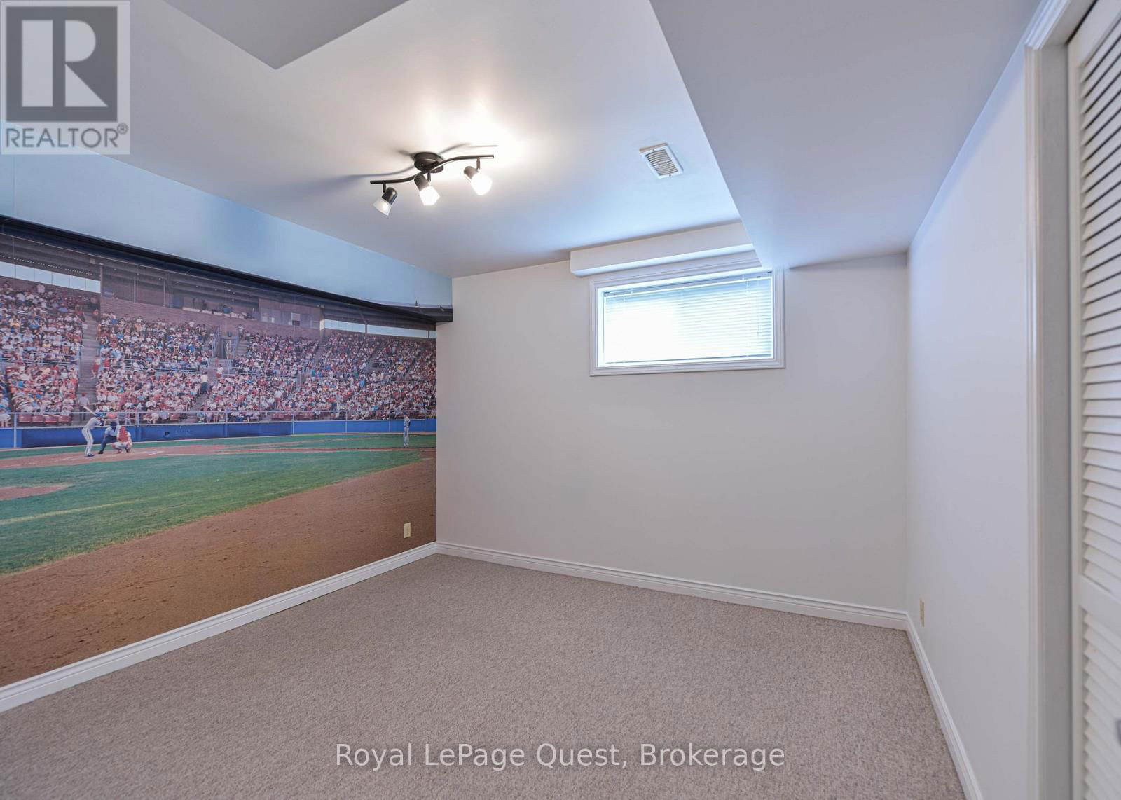 27 HEYDEN AVENUE Image 38
