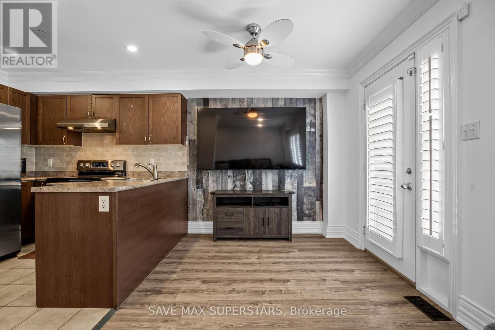 6 - 29 MADELAINE DRIVE Image 10
