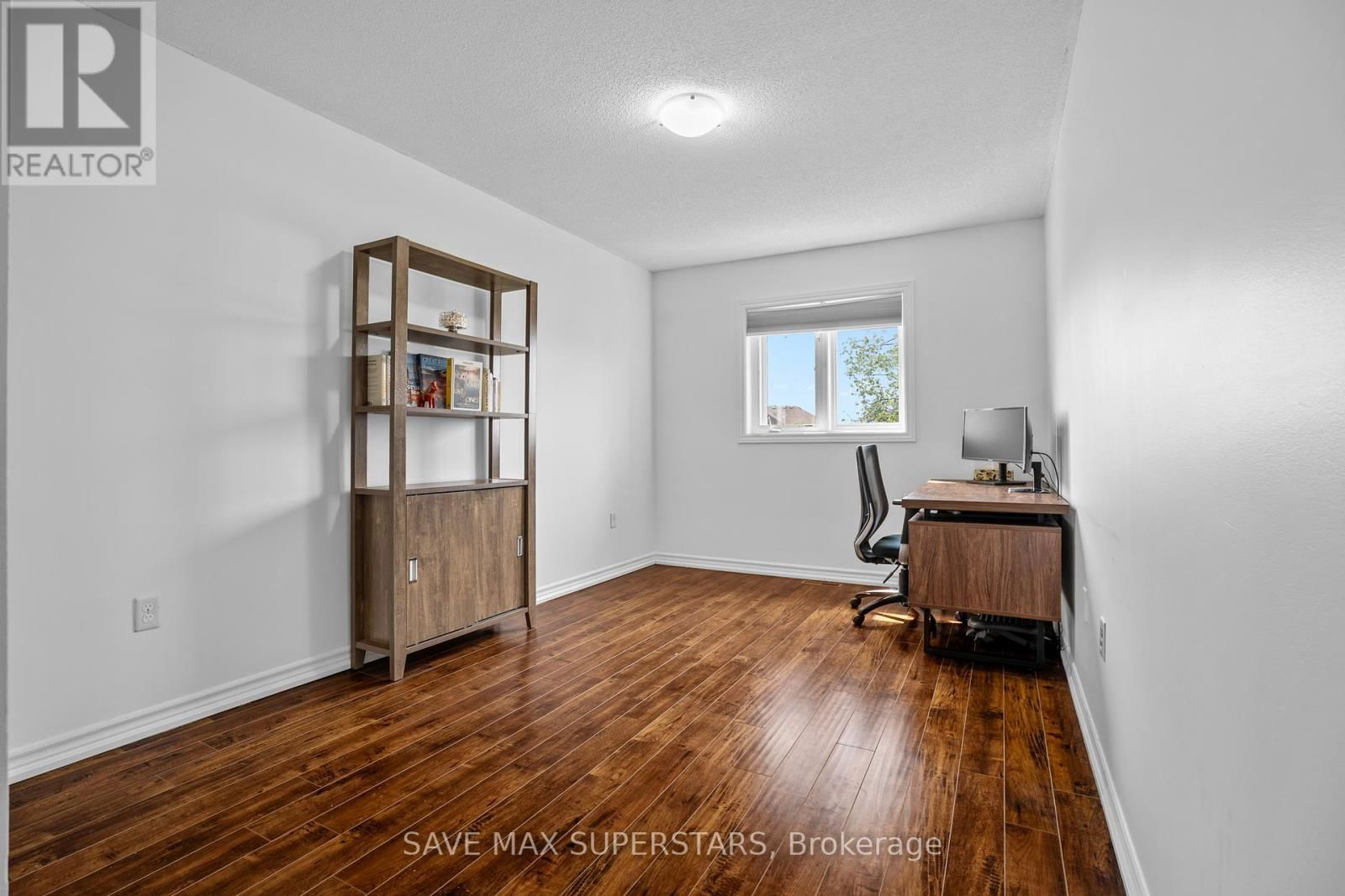 6 - 29 MADELAINE DRIVE Image 24