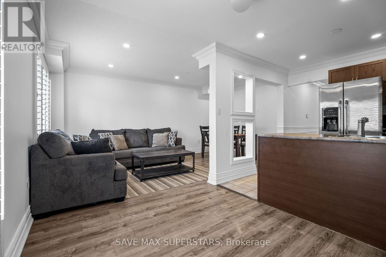 6 - 29 MADELAINE DRIVE Image 9