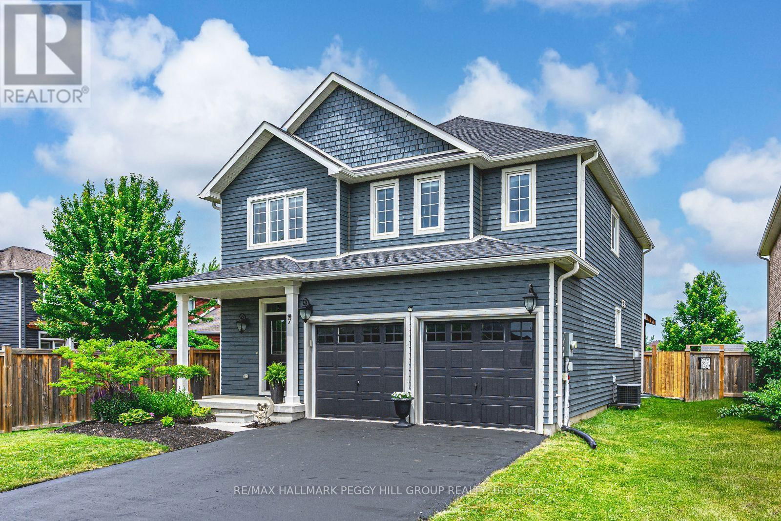 7 GARBUTT CRESCENT Image 1