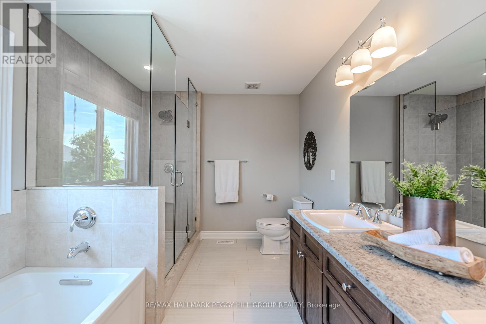7 GARBUTT CRESCENT Image 13