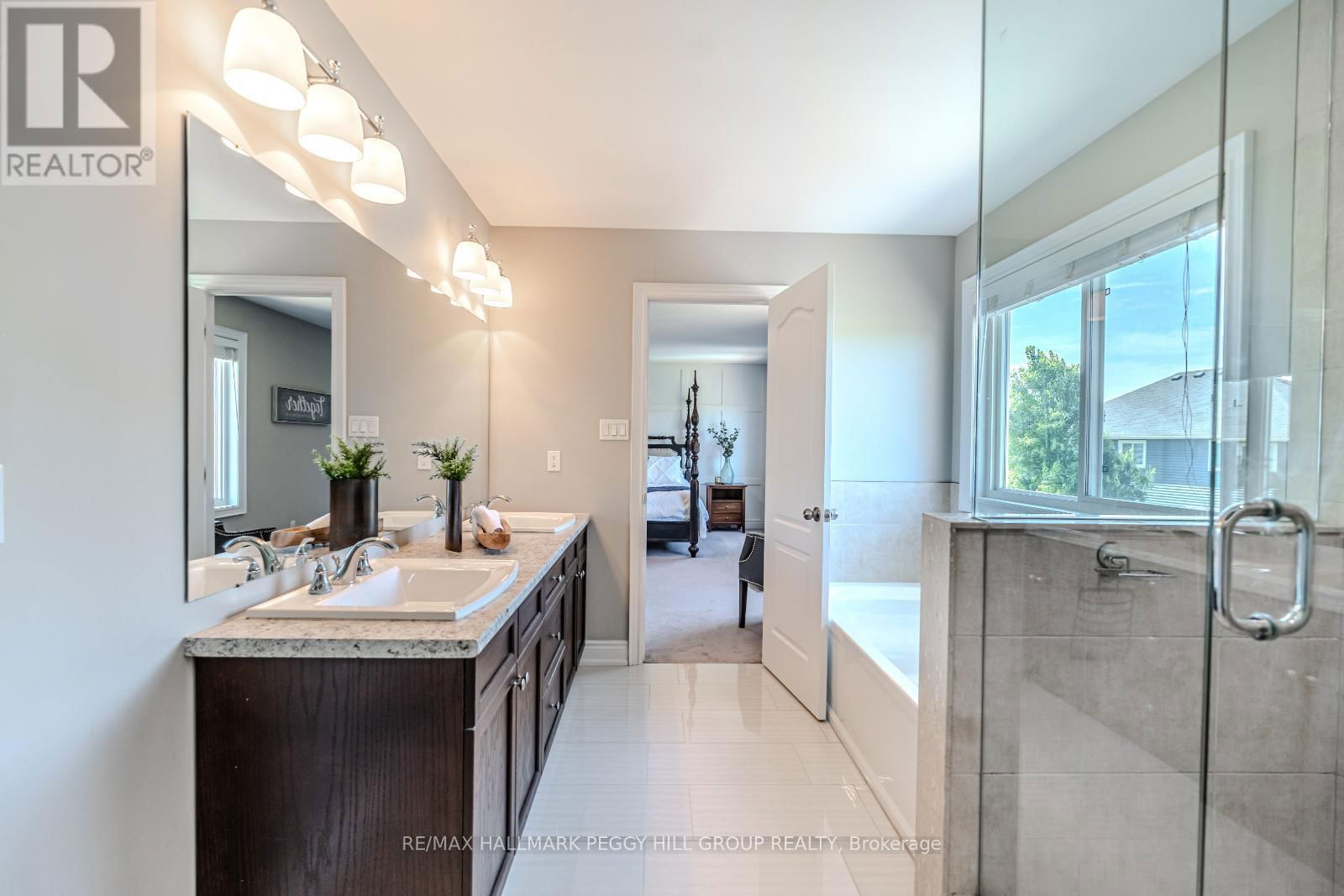 7 GARBUTT CRESCENT Image 14