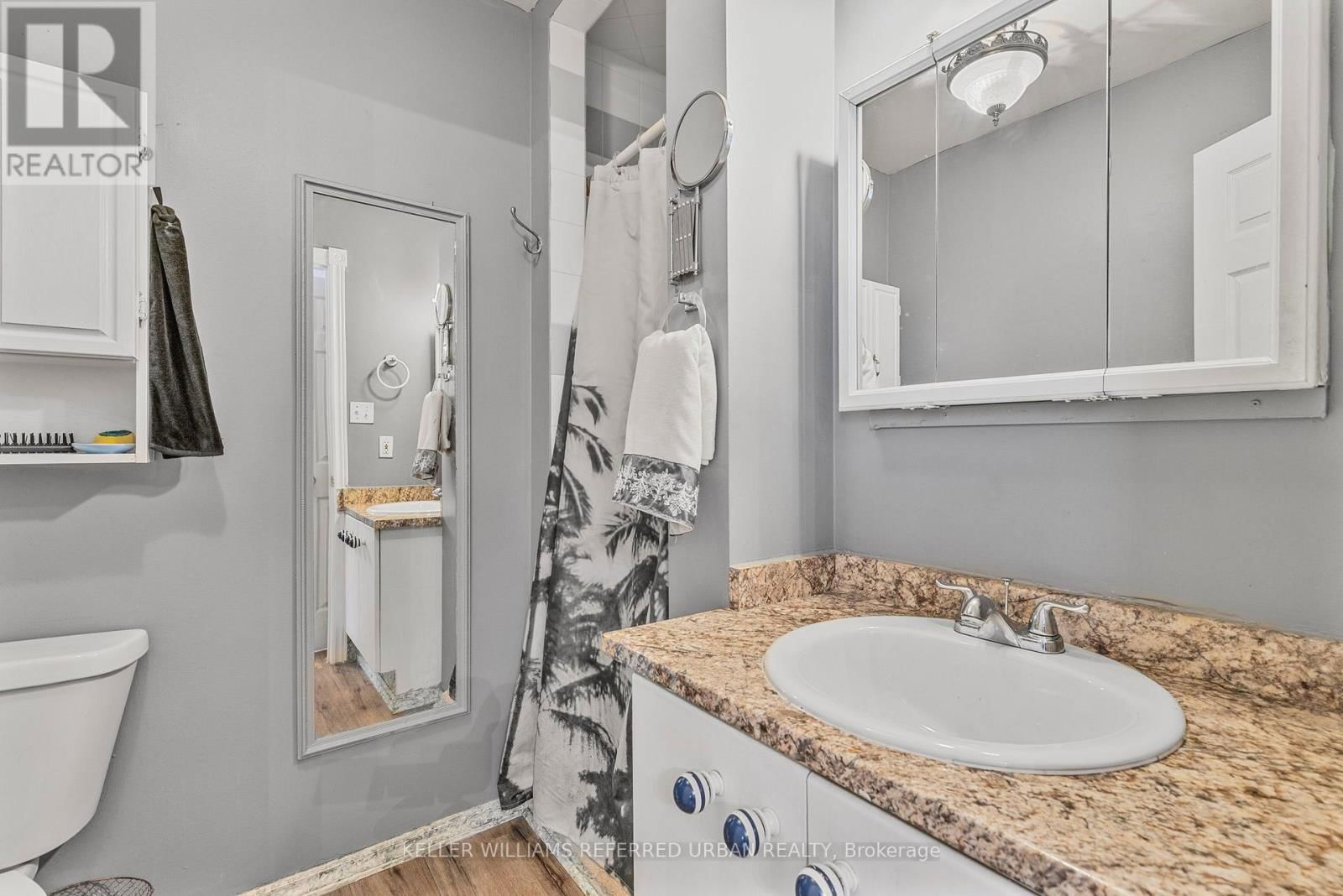 31 JOHN DILLINGNO STREET Image 20