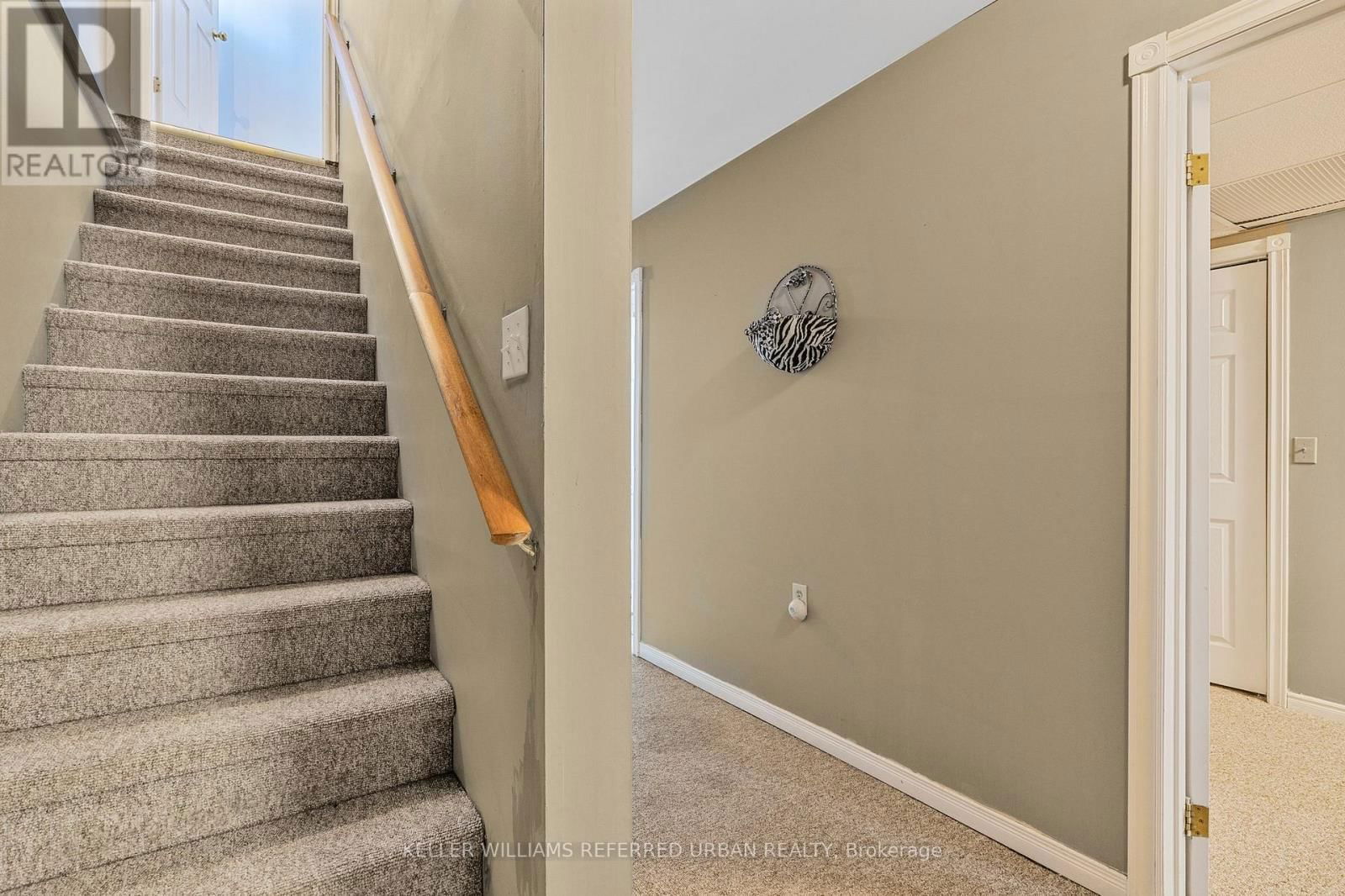 31 JOHN DILLINGNO STREET Image 23