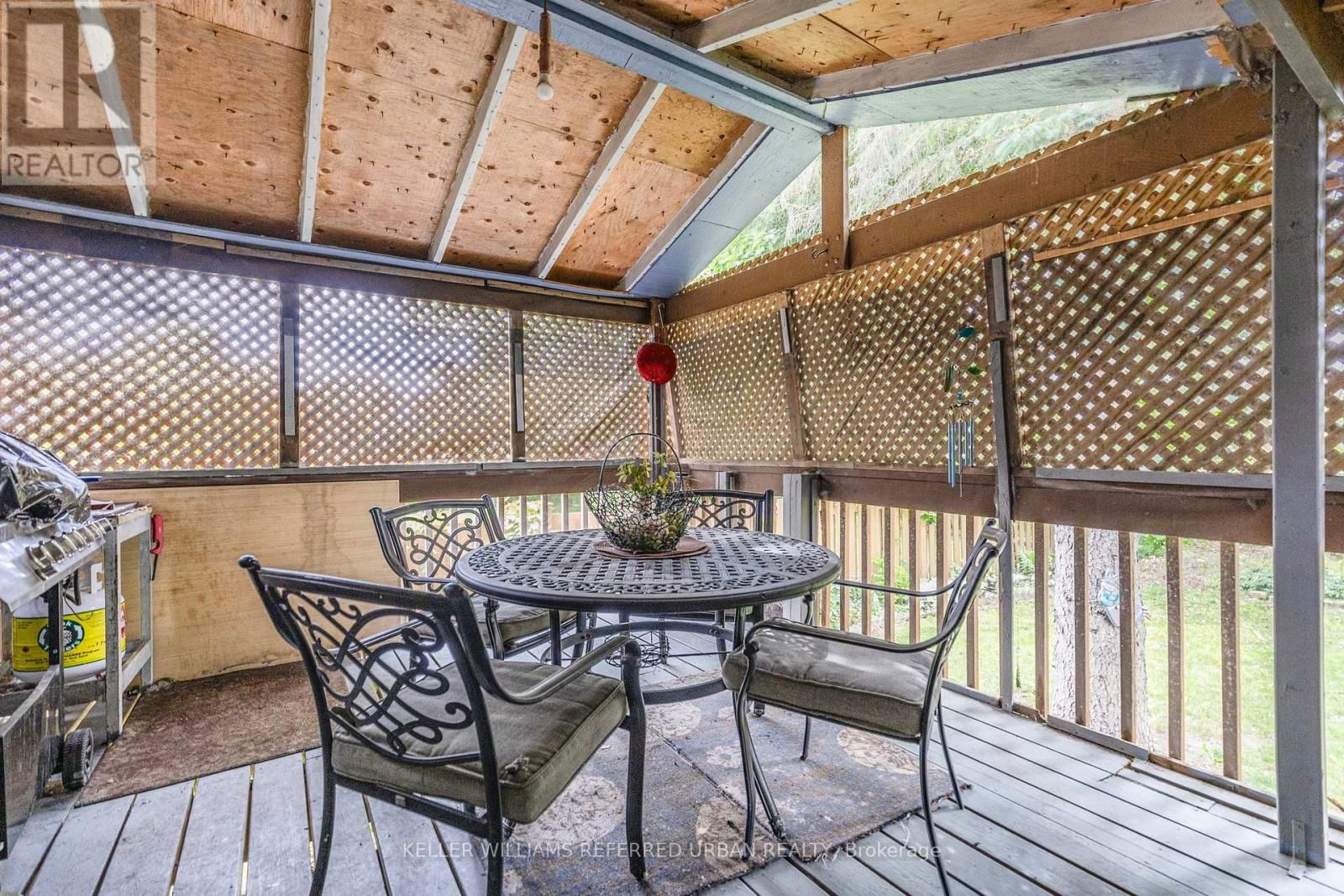 31 JOHN DILLINGNO STREET Image 32