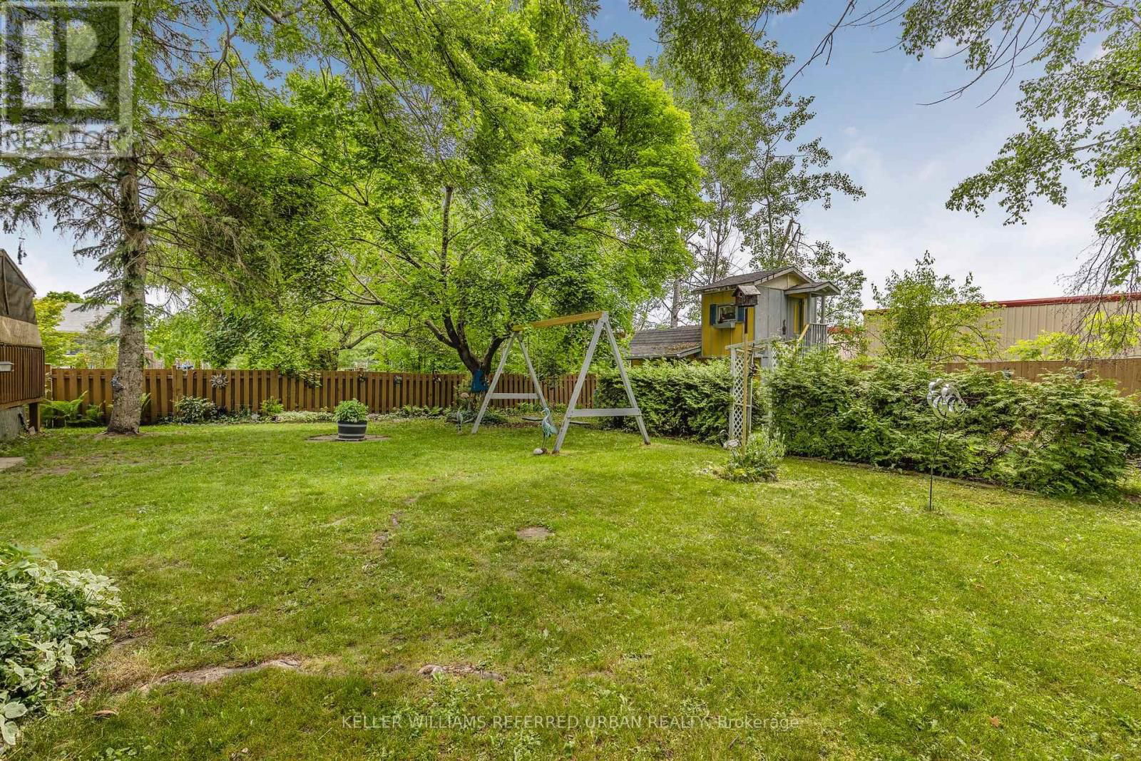 31 JOHN DILLINGNO STREET Image 35
