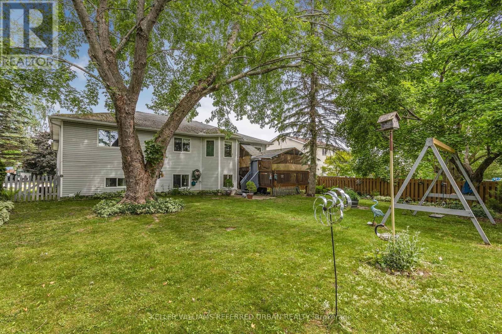 31 JOHN DILLINGNO STREET Image 36