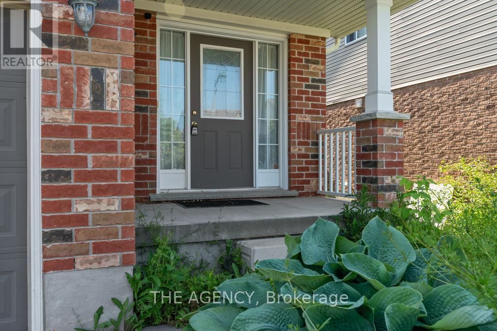 18 DAVIS STREET Image 3