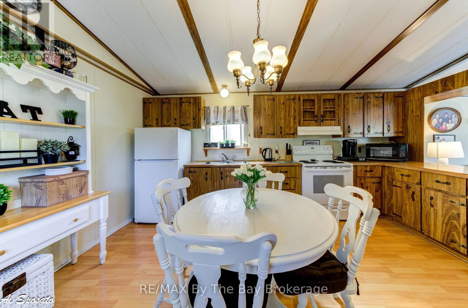 76 GEORGIAN GLEN DRIVE Image 16