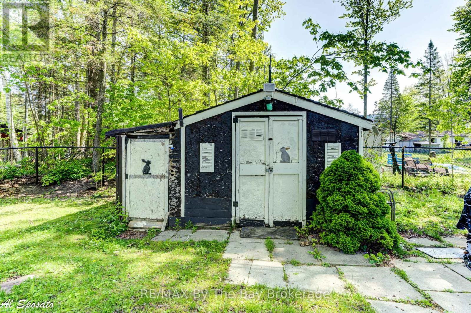 76 GEORGIAN GLEN DRIVE Image 36