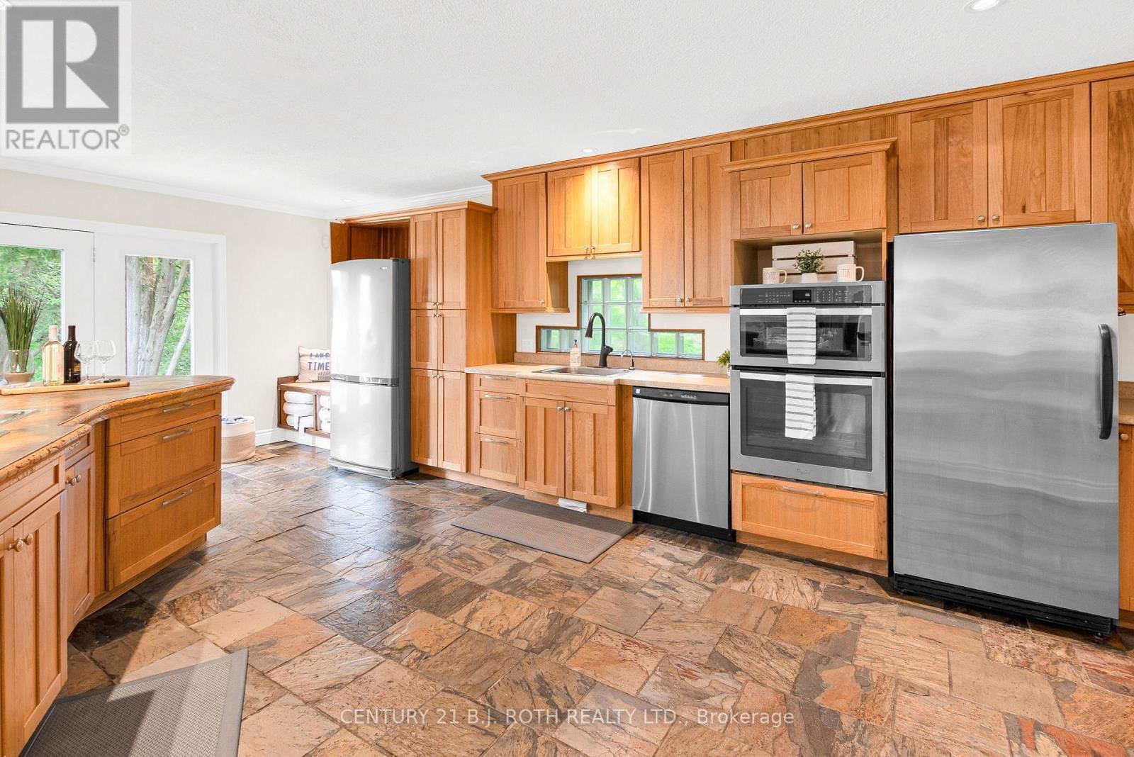 58 WHITE OAKS ROAD Image 15