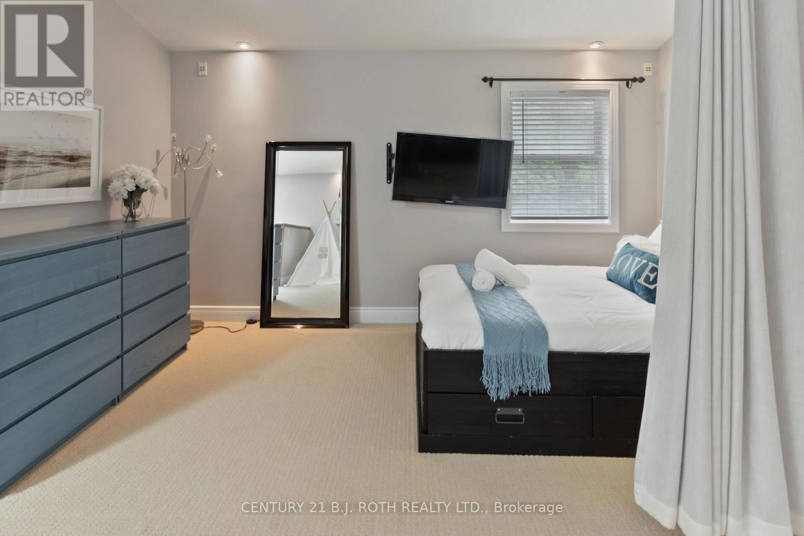 58 WHITE OAKS ROAD Image 28