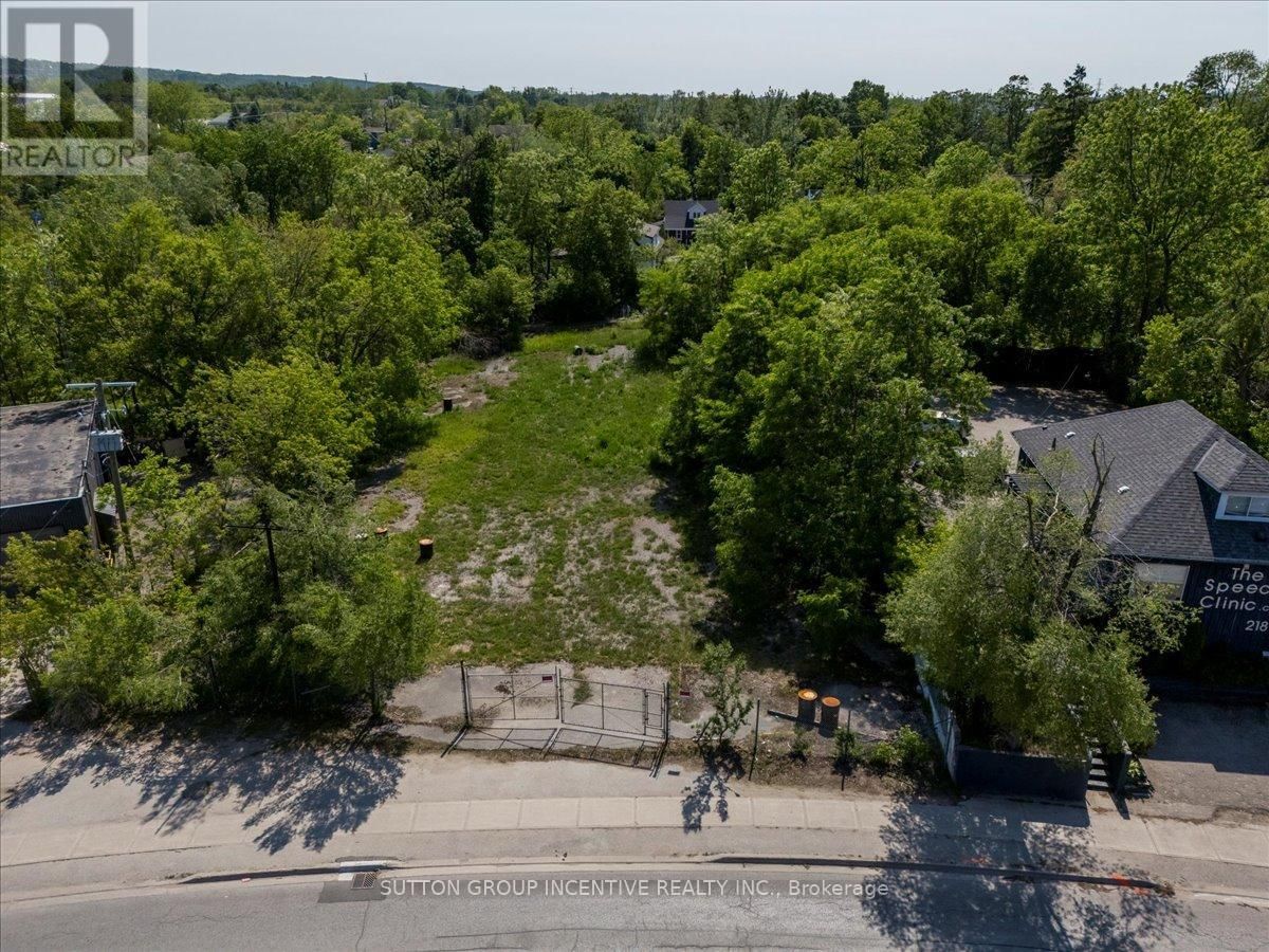220 BRADFORD STREET Image 4