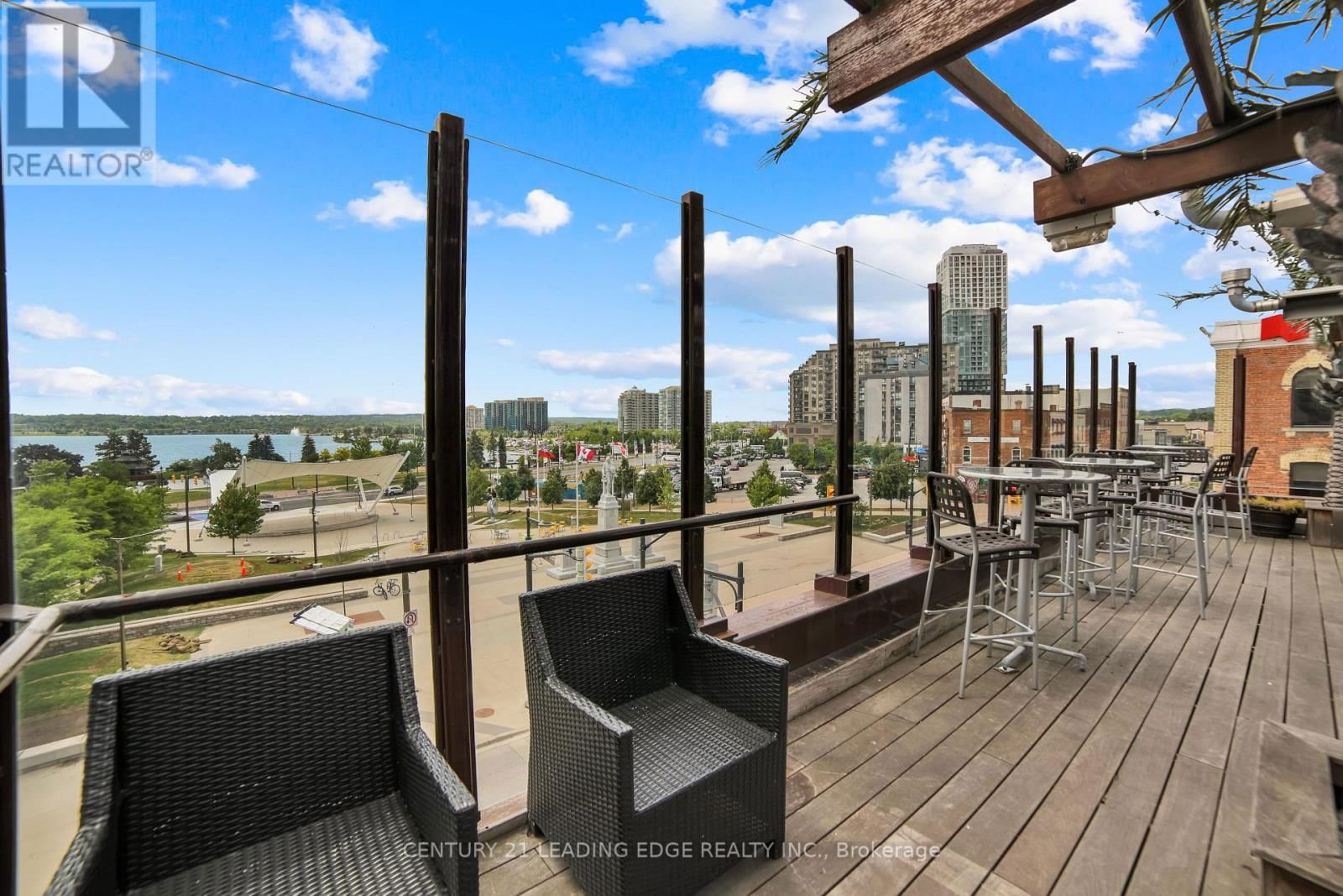 66 DUNLOP STREET EAST Image 44