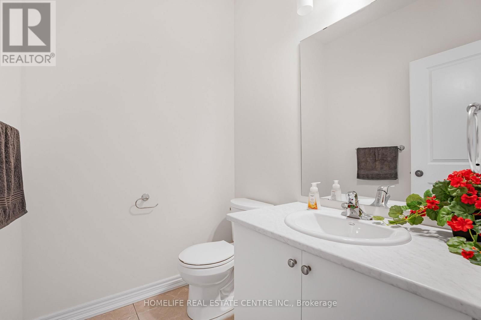 159 TERRY FOX DRIVE Image 10