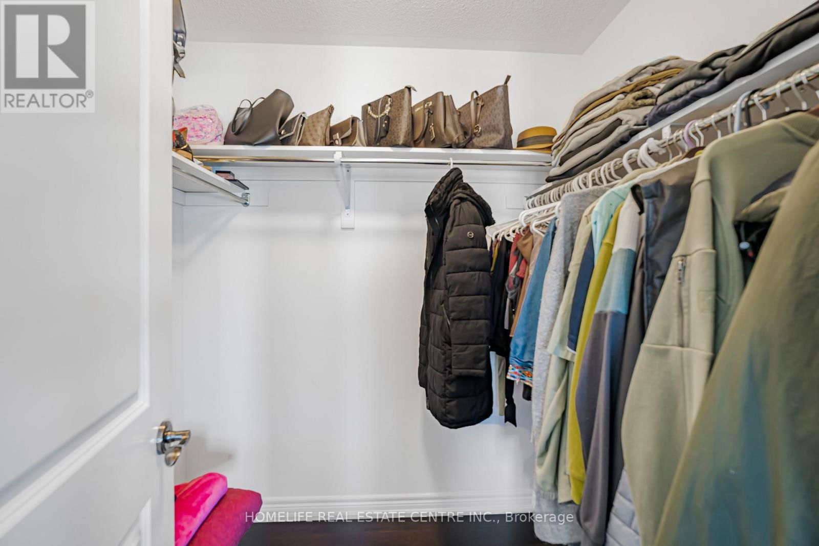 159 TERRY FOX DRIVE Image 14