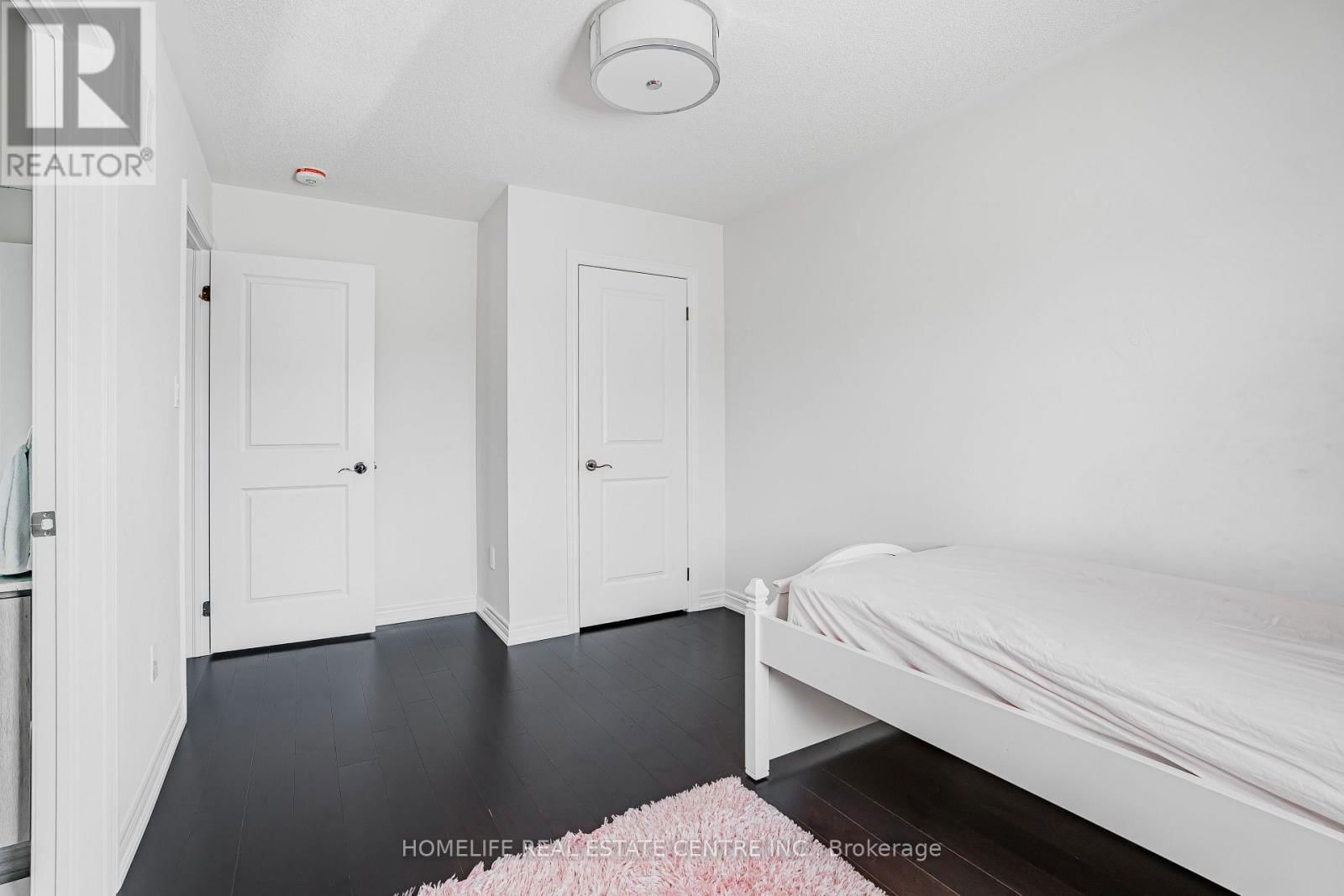 159 TERRY FOX DRIVE Image 20