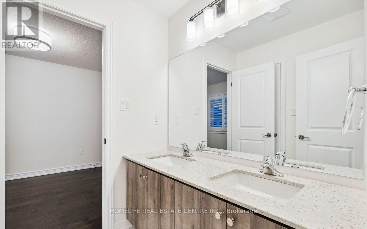 159 TERRY FOX DRIVE Image 22