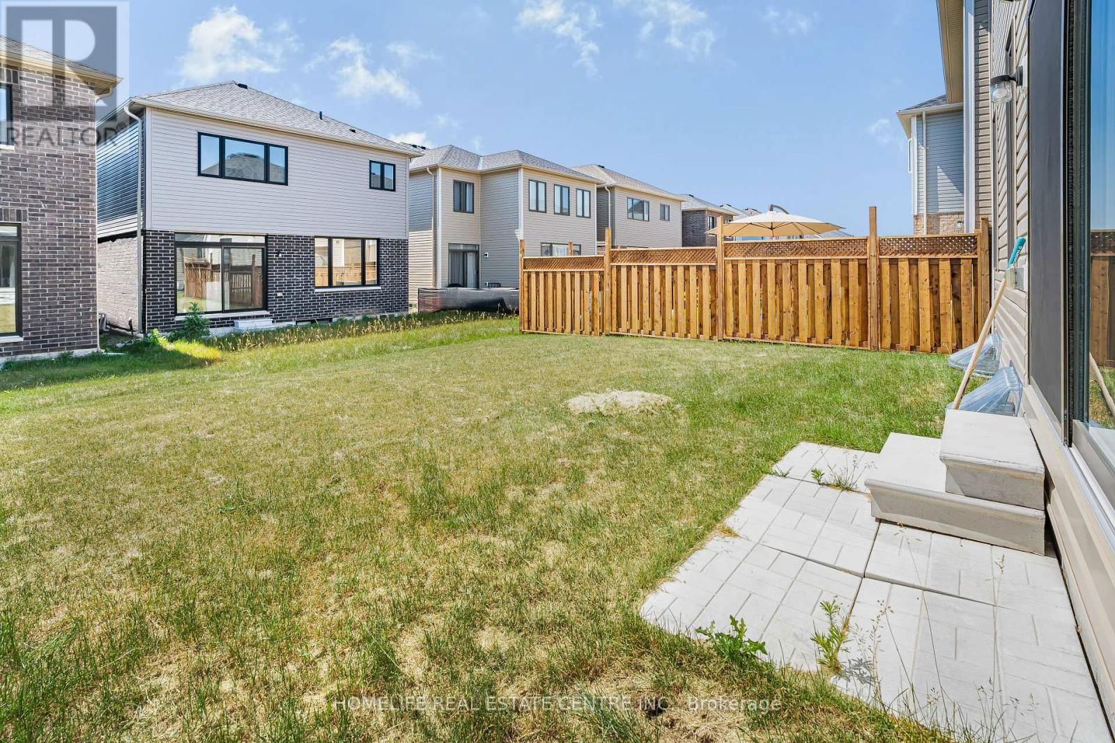 159 TERRY FOX DRIVE Image 26