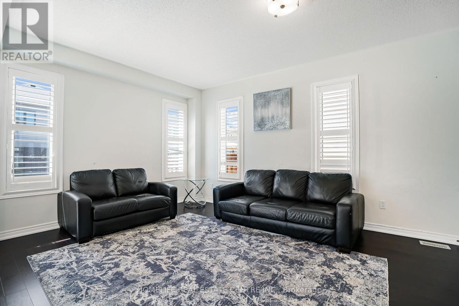 159 TERRY FOX DRIVE Image 5