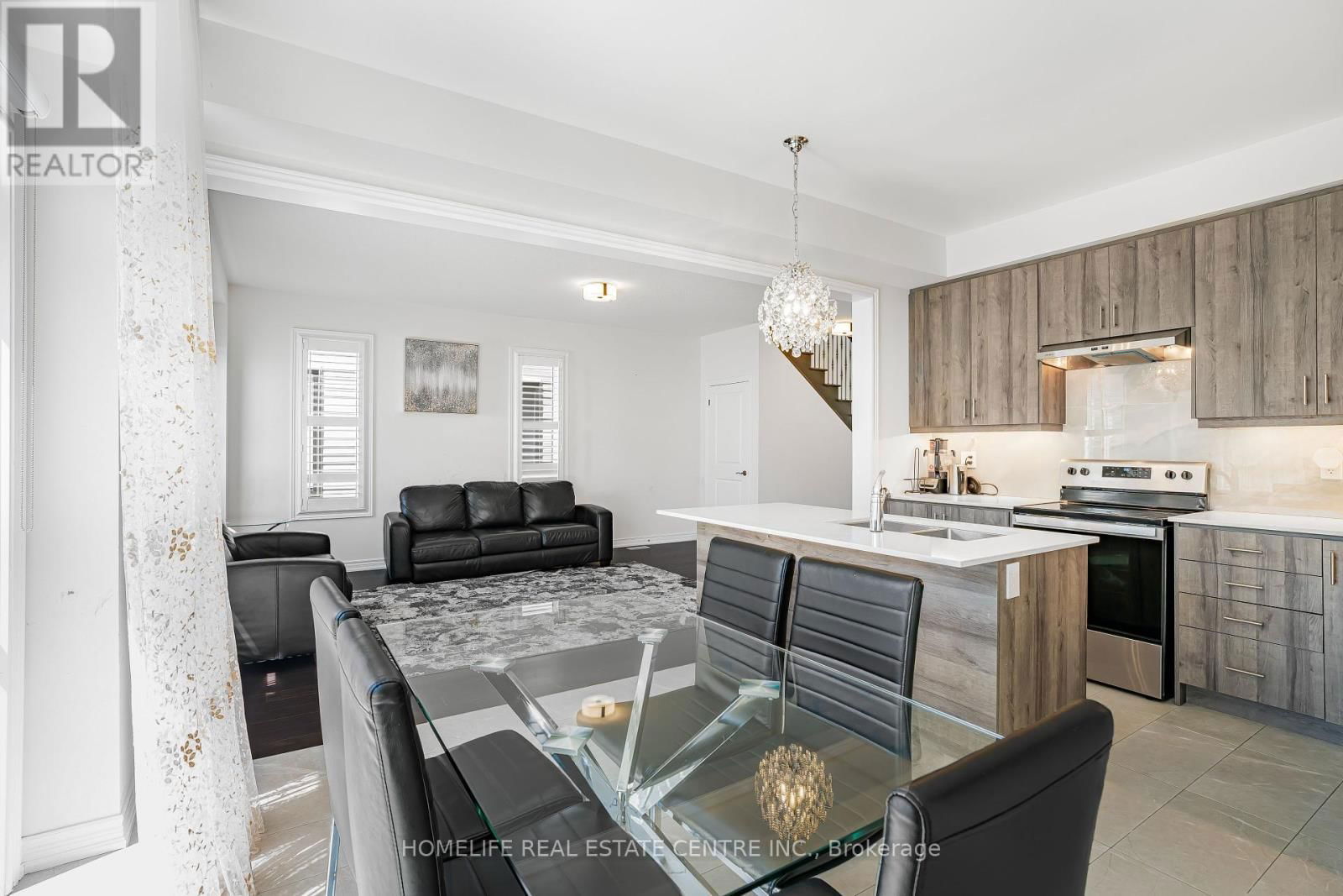 159 TERRY FOX DRIVE Image 8