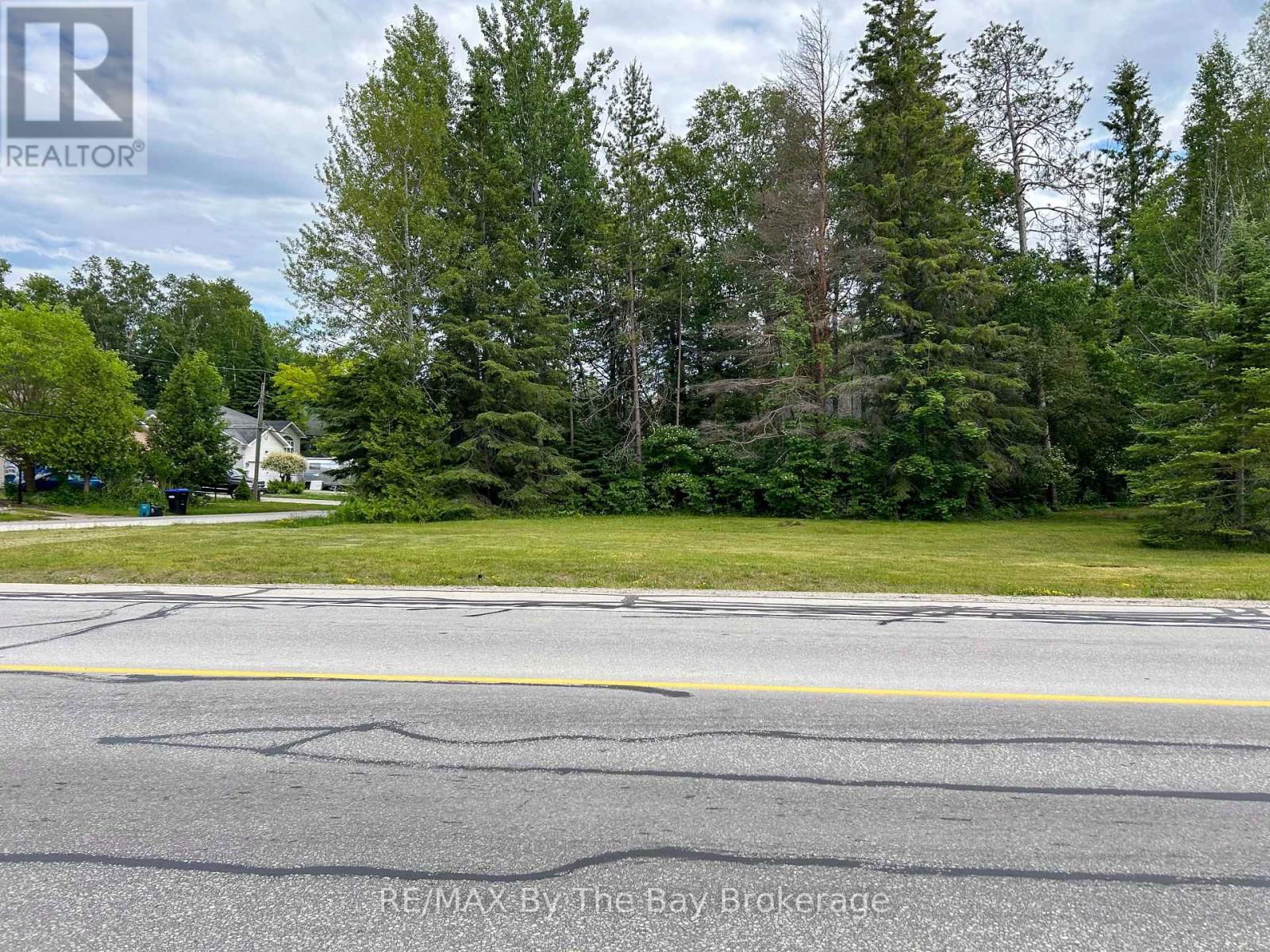 3057 MOSLEY STREET Image 1