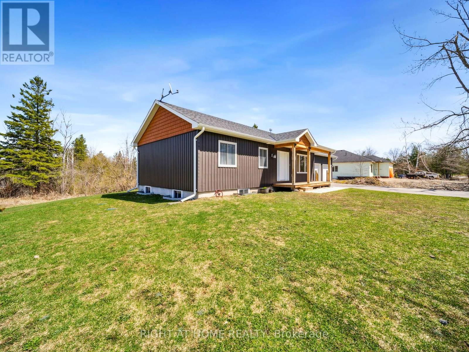 4000 JOYCE AVENUE Image 6