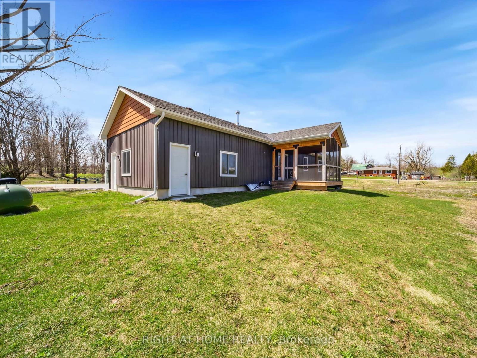 4000 JOYCE AVENUE Image 7