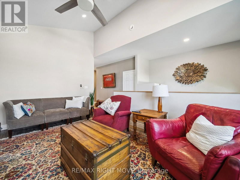 Tertiary Property View