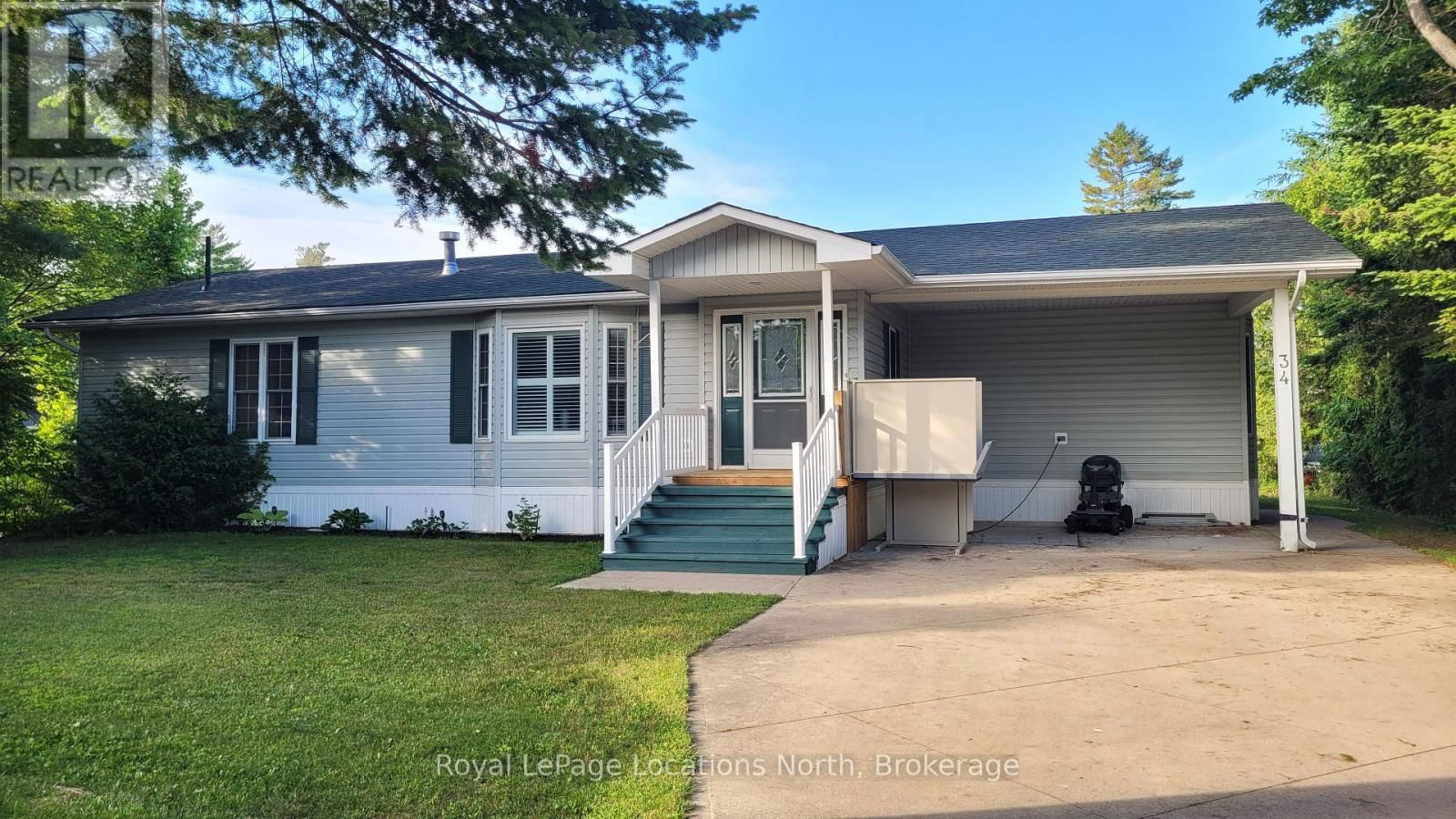 34 TOPAZ STREET Image 1