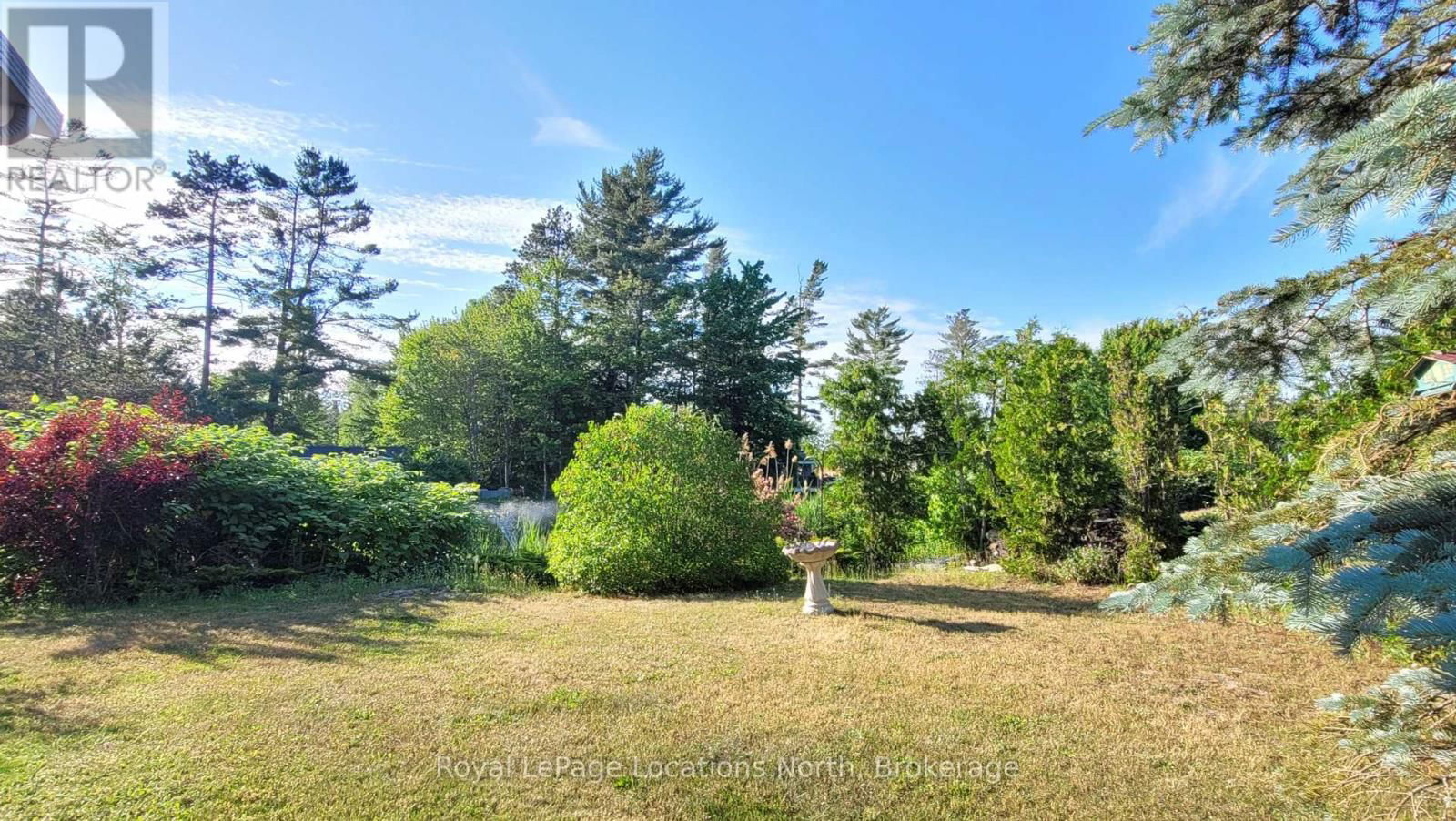 34 TOPAZ STREET Image 11