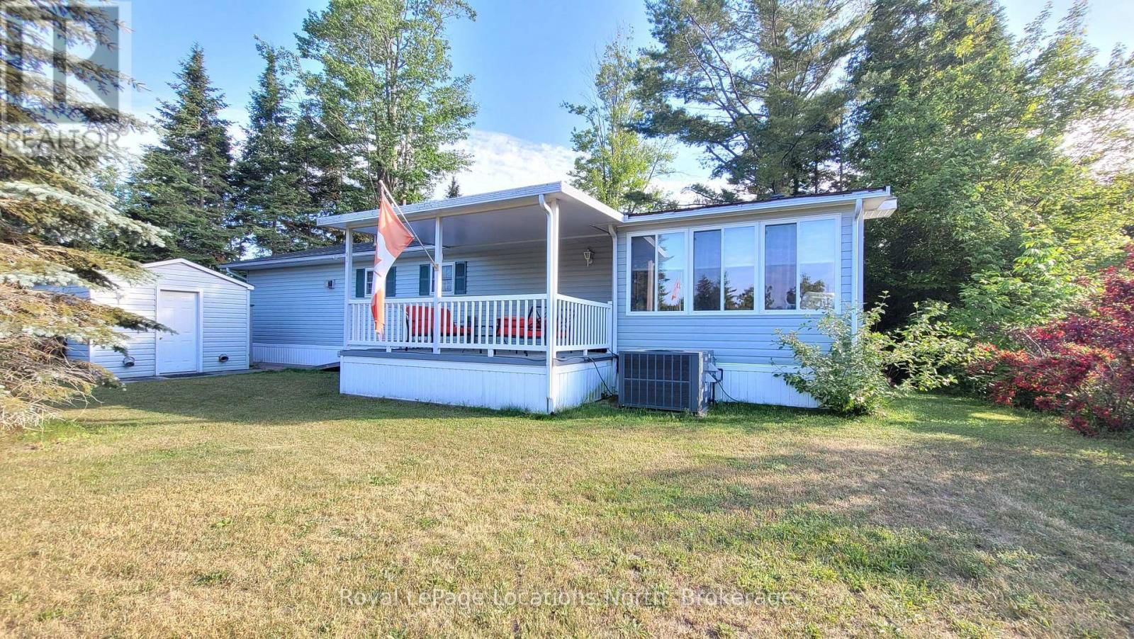 34 TOPAZ STREET Image 5