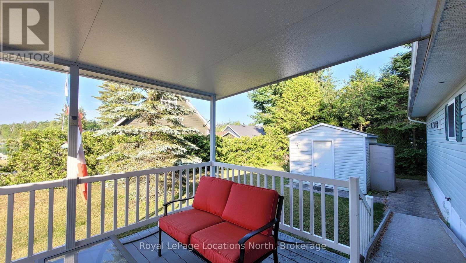 34 TOPAZ STREET Image 9