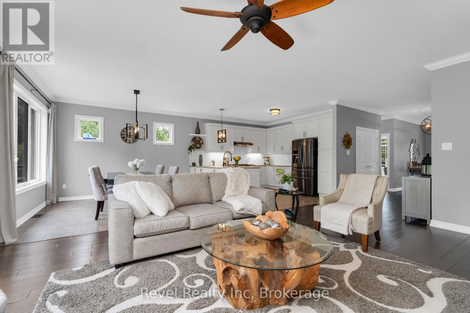 413 RUSS HOWARD DRIVE Image 10