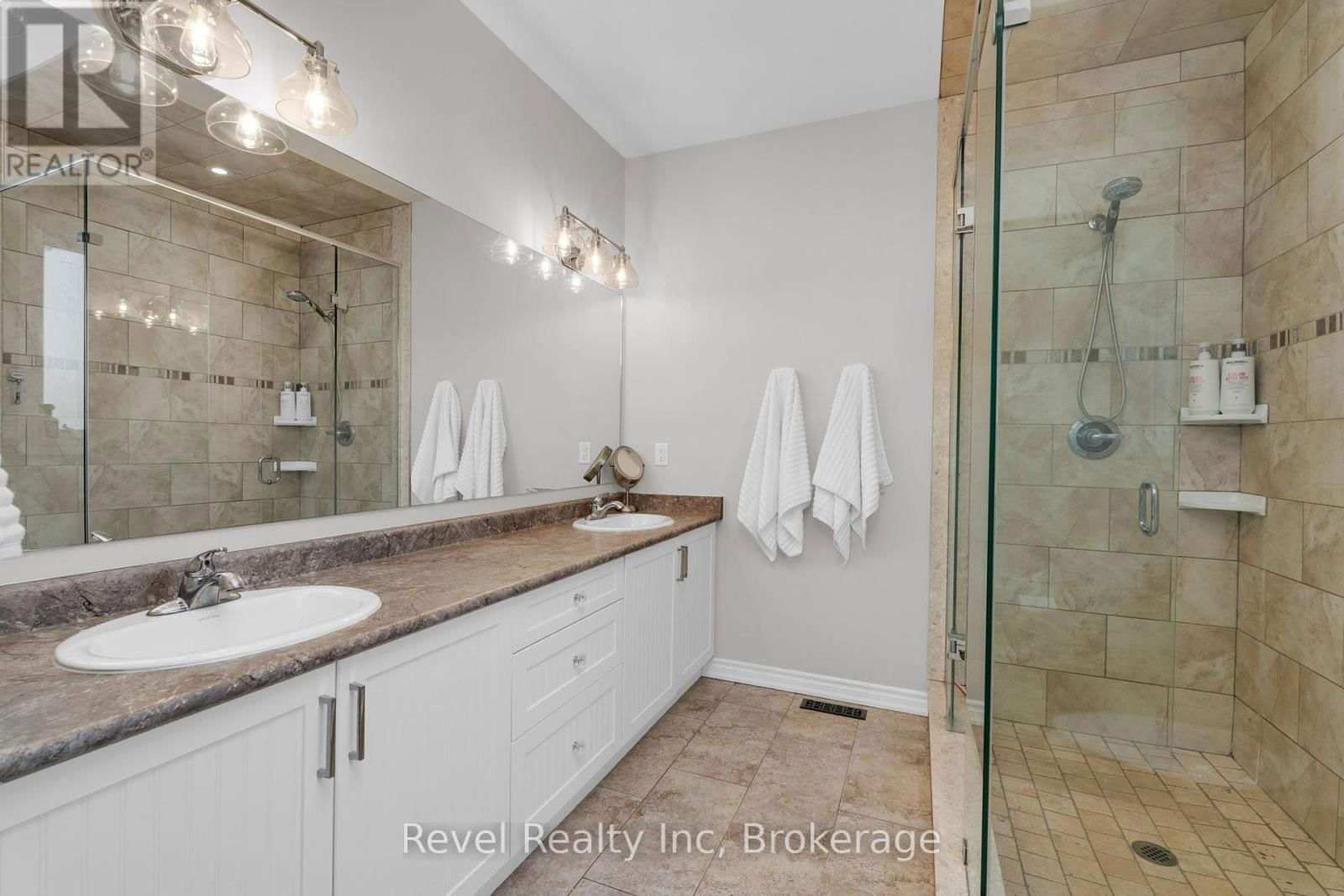 413 RUSS HOWARD DRIVE Image 18