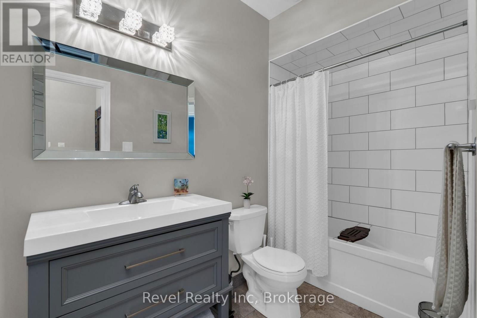 413 RUSS HOWARD DRIVE Image 21