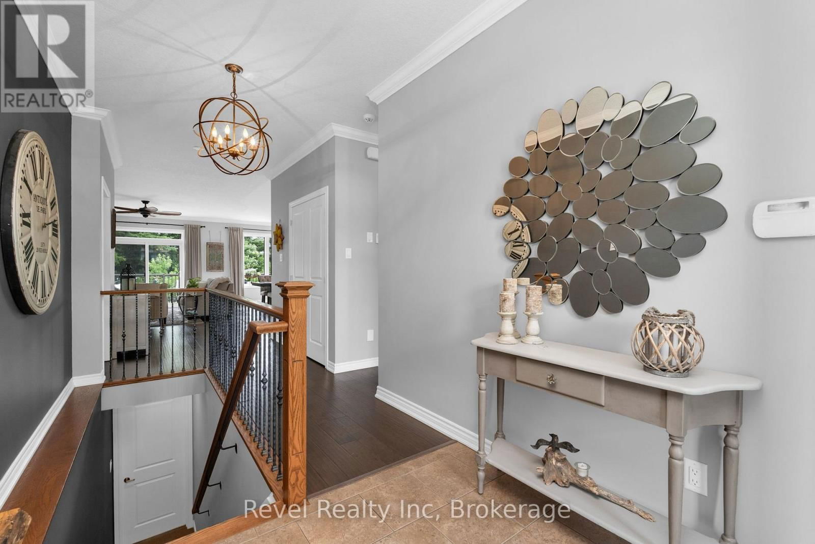 413 RUSS HOWARD DRIVE Image 4