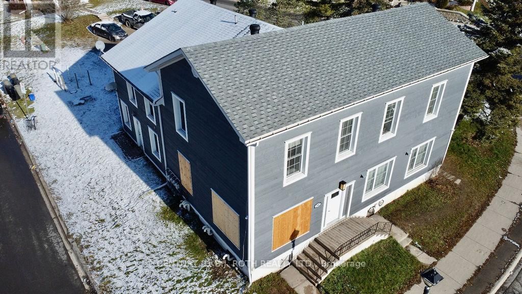 194 DUNLOP STREET EAST Image 6