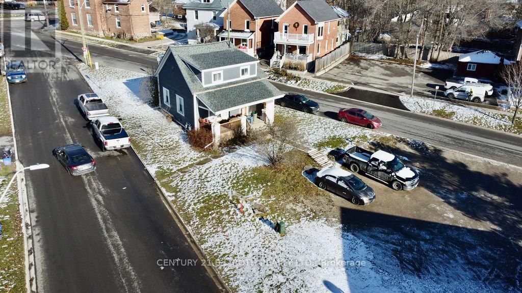 194 DUNLOP STREET EAST Image 7