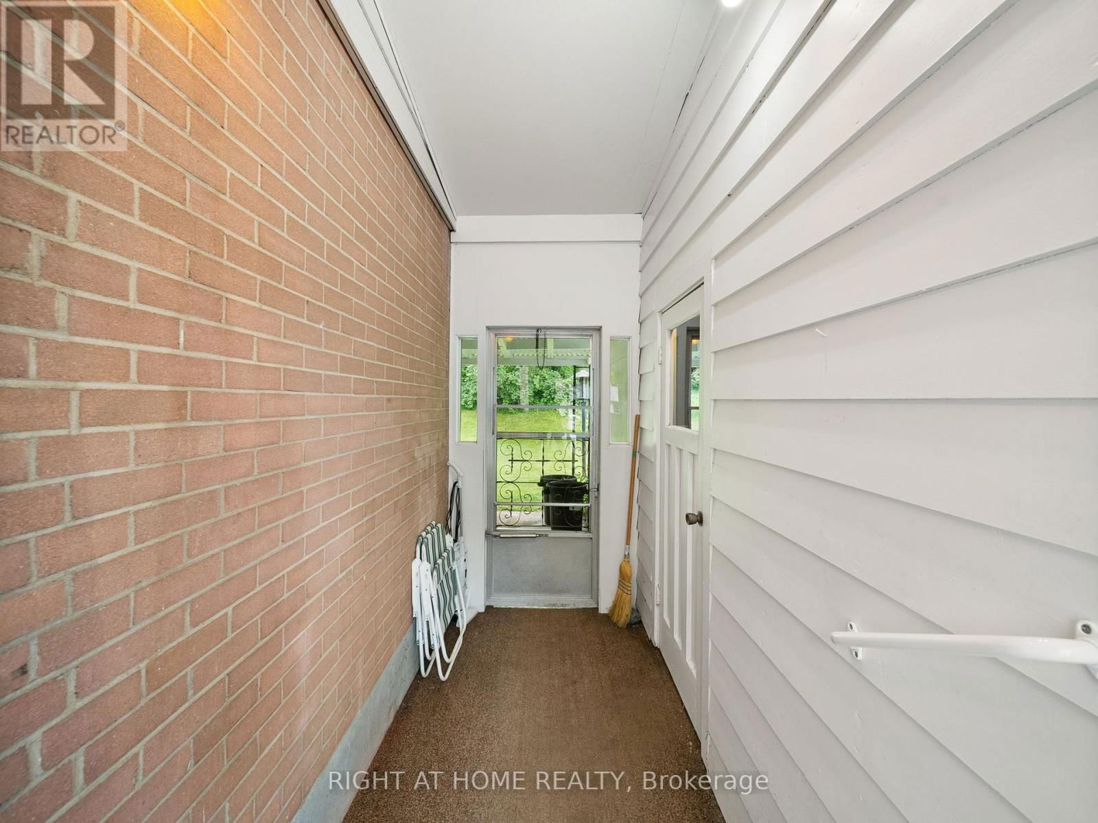 52 ELMER AVENUE Image 22