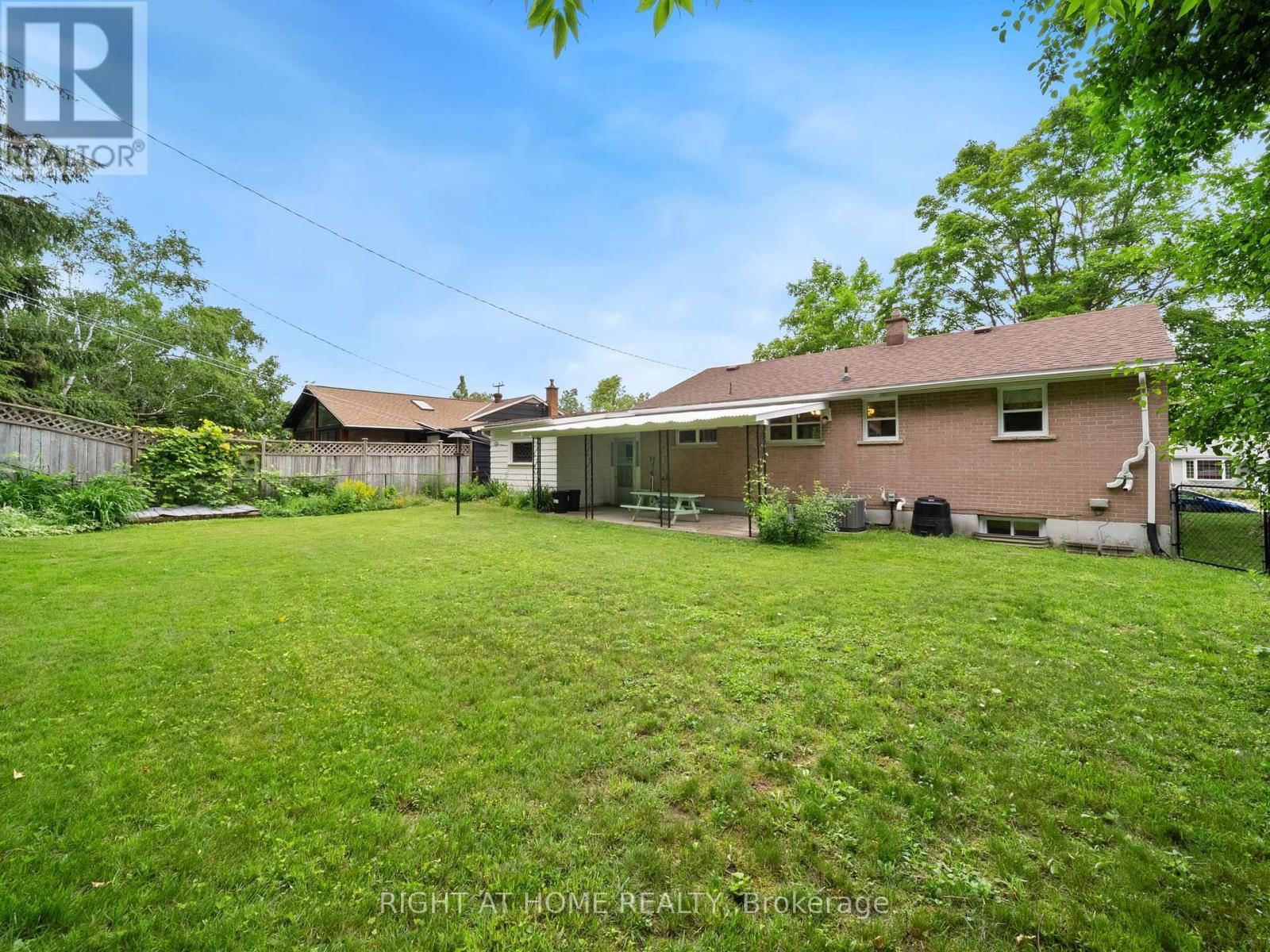 52 ELMER AVENUE Image 23