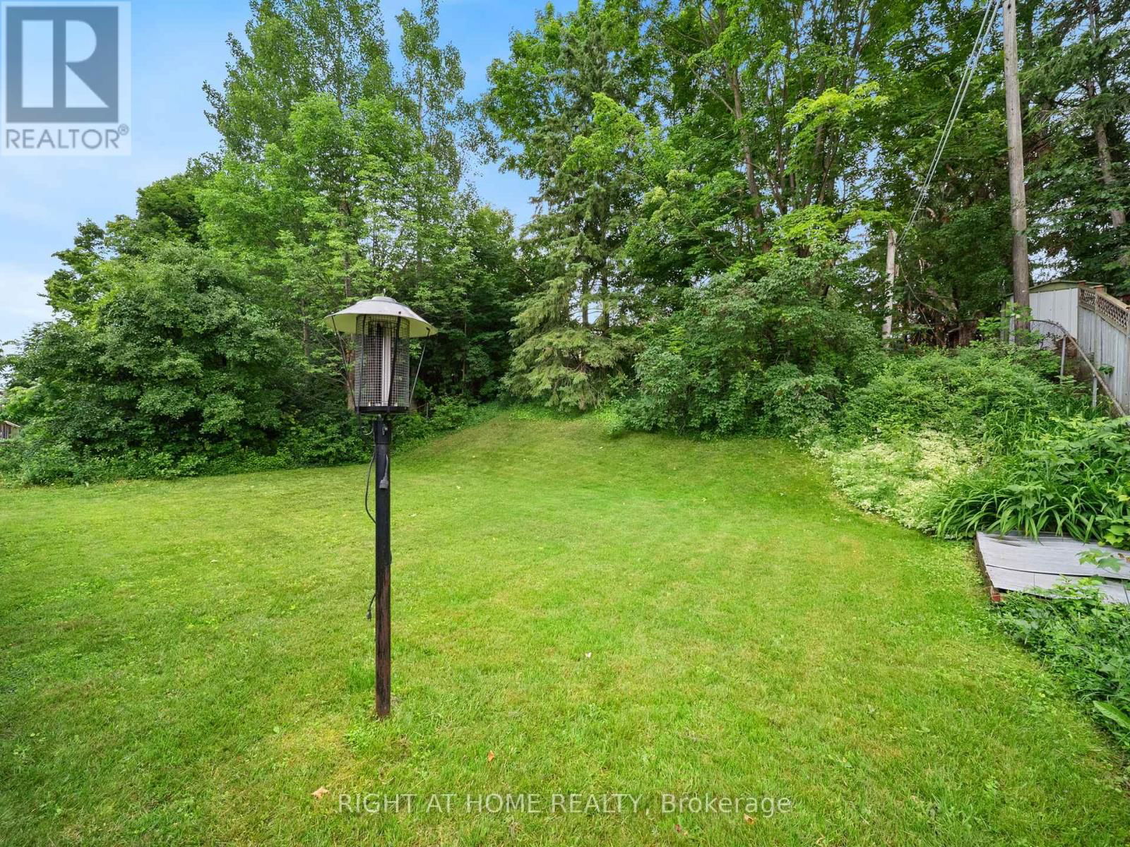 52 ELMER AVENUE Image 24