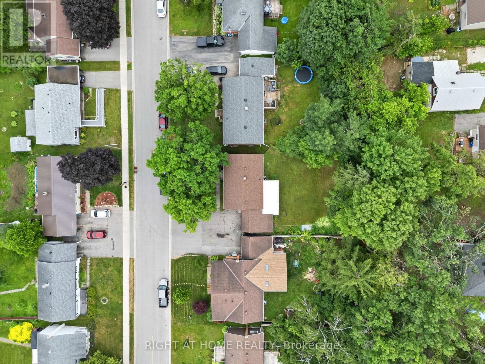 52 ELMER AVENUE Image 26