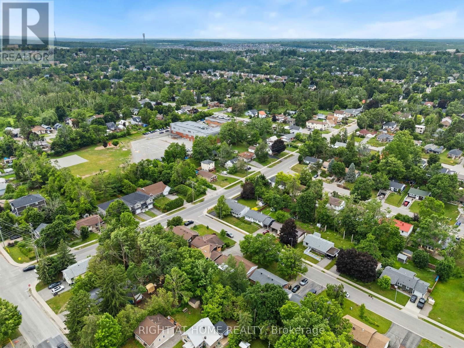 52 ELMER AVENUE Image 27