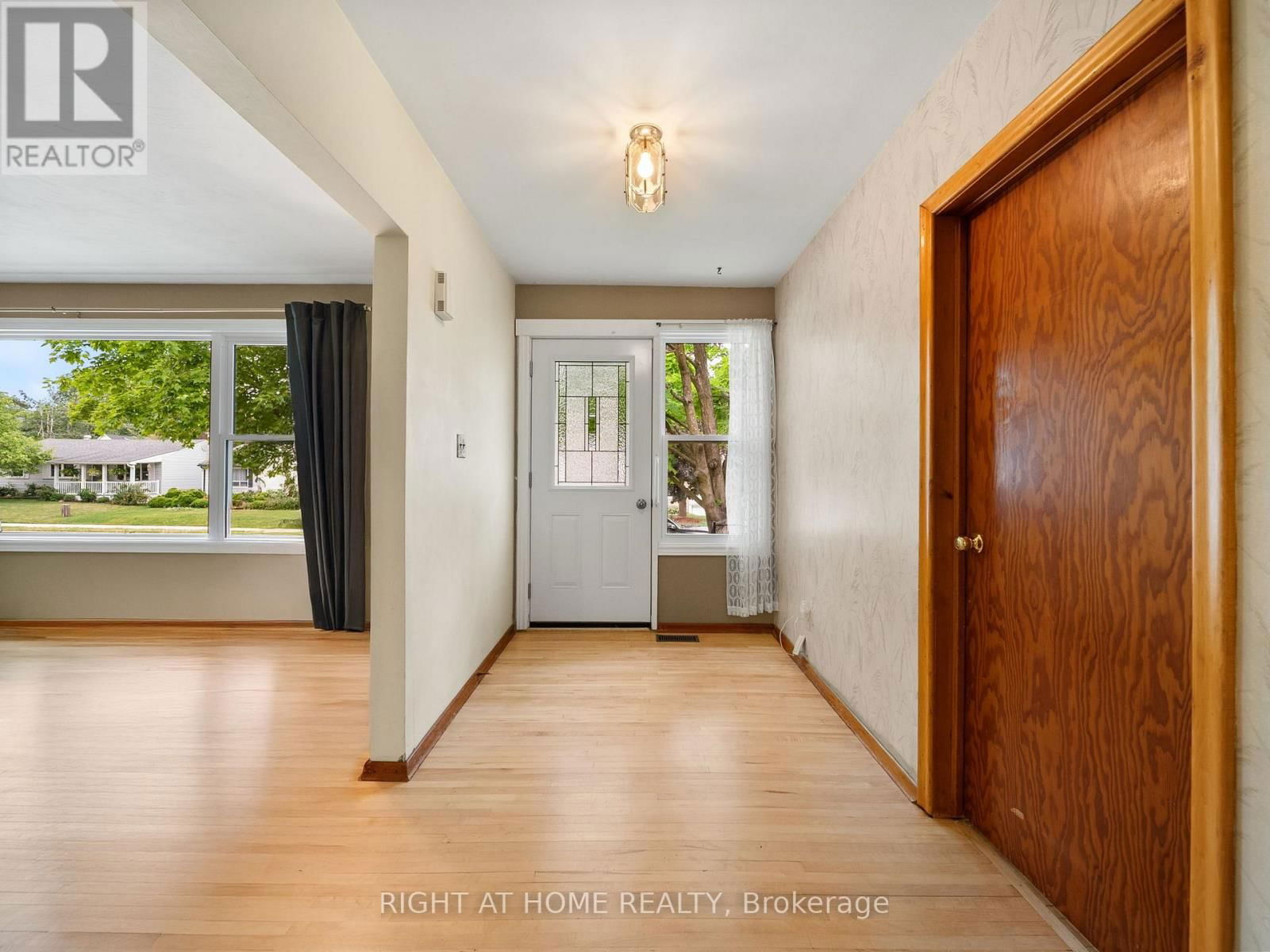 52 ELMER AVENUE Image 3