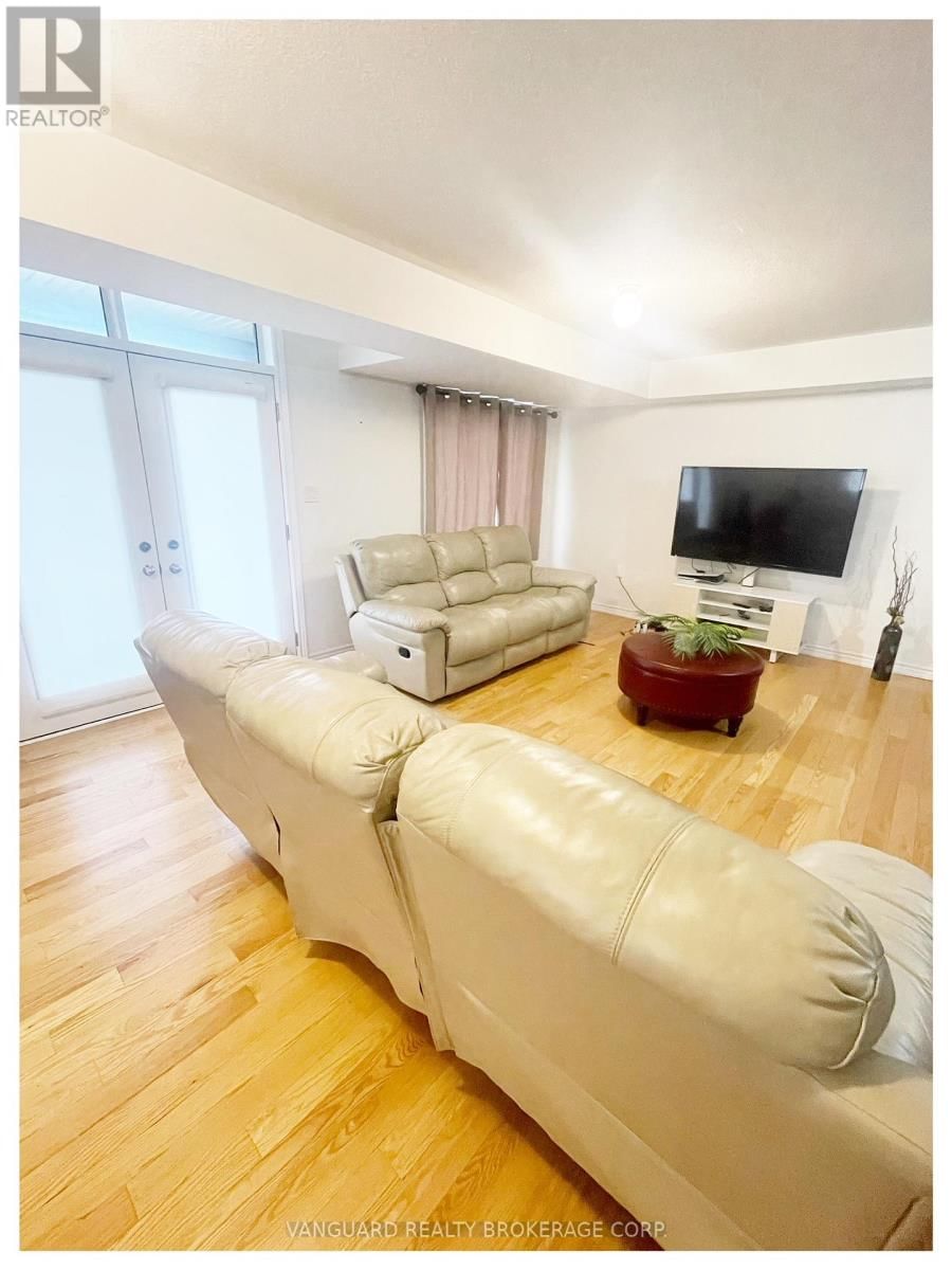 Upper - 31 BANNISTER ROAD Image 3