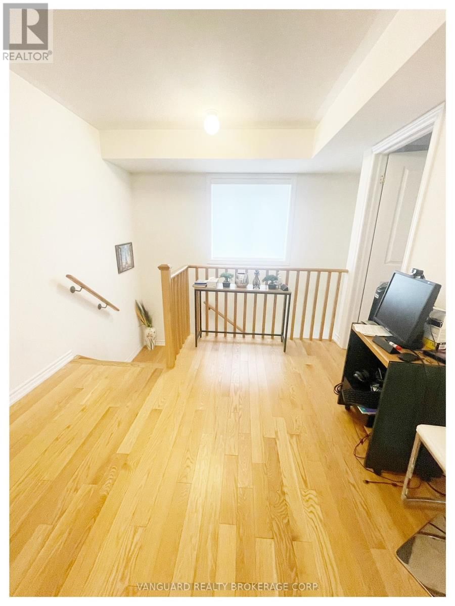 Upper - 31 BANNISTER ROAD Image 6