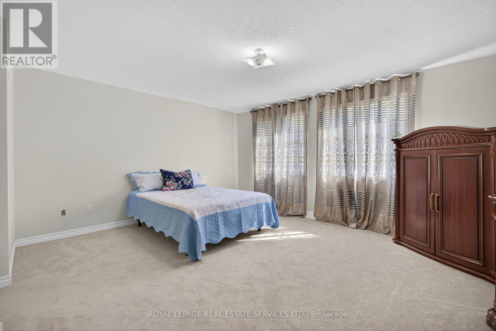 33 PEARL STREET Image 20