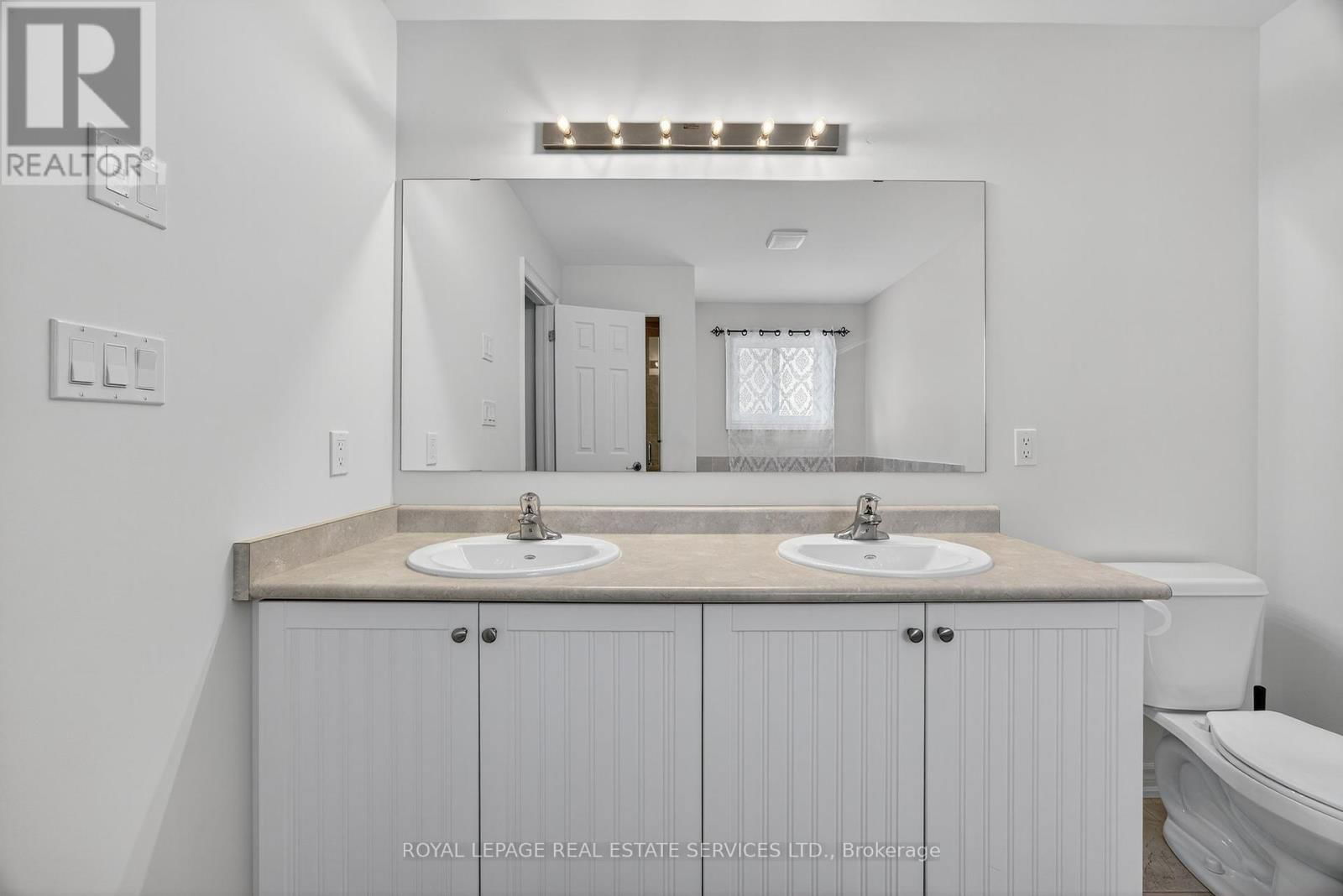 33 PEARL STREET Image 24